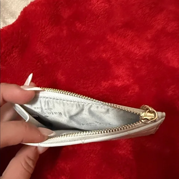 Kate Spade Quilted Cream Card Holder with Gold Accent - Picture 2 of 9